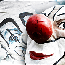 Clown au nez cassé